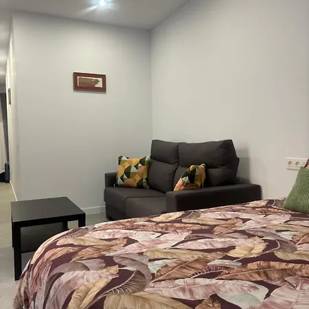 Apartment Hermoso Piso A 5 Minutos De La Estacion De Bus Y Tren Maria Zambrano Malaga