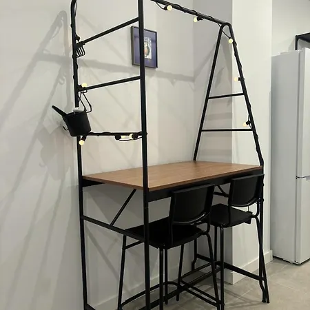 Hermoso Piso A 5 Minutos De La Estacion De Bus Y Tren Maria Zambrano Apartment Malaga