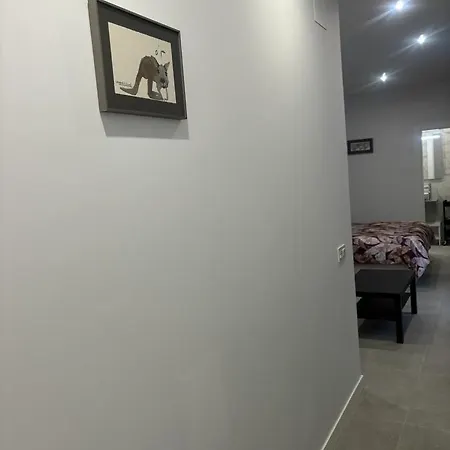 Hermoso Piso A 5 Minutos De La Estacion De Bus Y Tren Maria Zambrano Apartment *