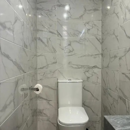 Apartment Hermoso Piso A 5 Minutos De La Estacion De Bus Y Tren Maria Zambrano Malaga