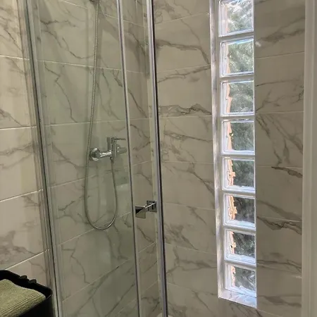 Apartment Hermoso Piso A 5 Minutos De La Estacion De Bus Y Tren Maria Zambrano Malaga