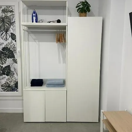 Apartment Hermoso Piso A 5 Minutos De La Estacion De Bus Y Tren Maria Zambrano Malaga